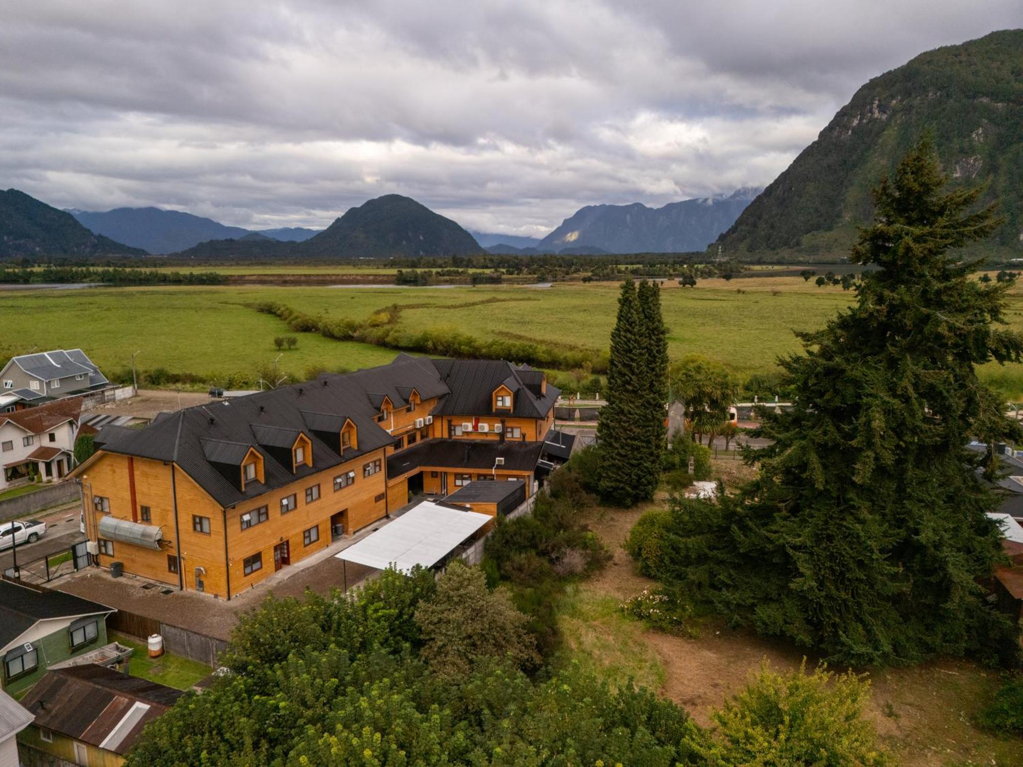Gran Hotel Aysen Пуэрто-Айсен Экстерьер фото